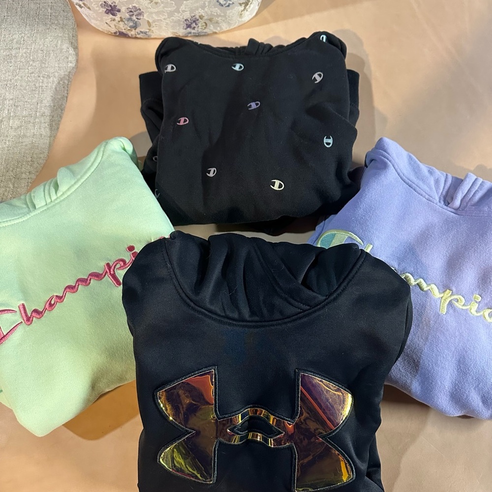 Kids Champion and Under Armour Bundle Size Small